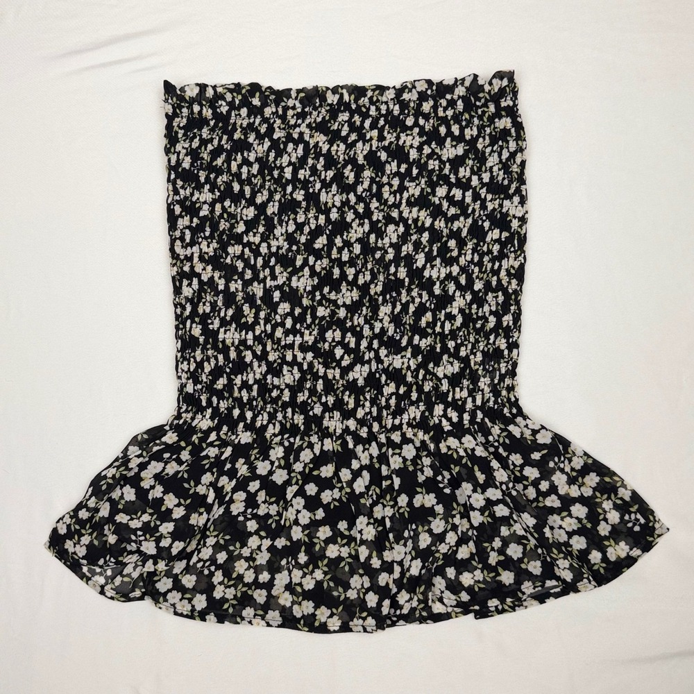 Timing Inspyre Boutique NWT Floral Smocked Peplum Tube Top Strapless Large